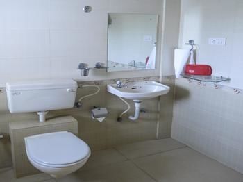 Oyo Apartments Vagator Beach Road ภายนอก รูปภาพ